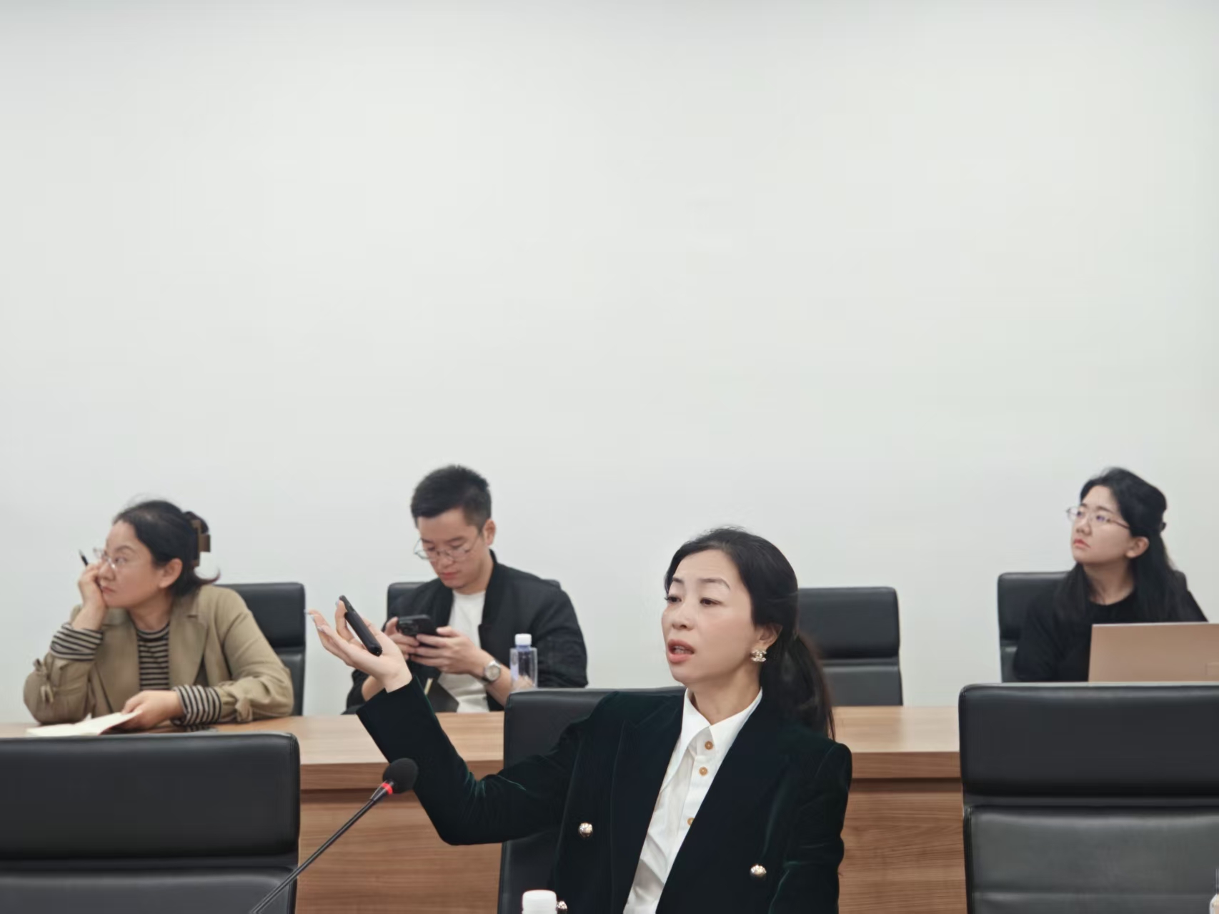 邵怡蕾.jpg 邵怡蕾.jpg